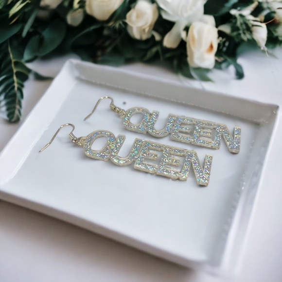 Queen Earrings – Glitter Word Earrings for Birthday Queen, Bride & Bachelorette - Picture 2 of 10